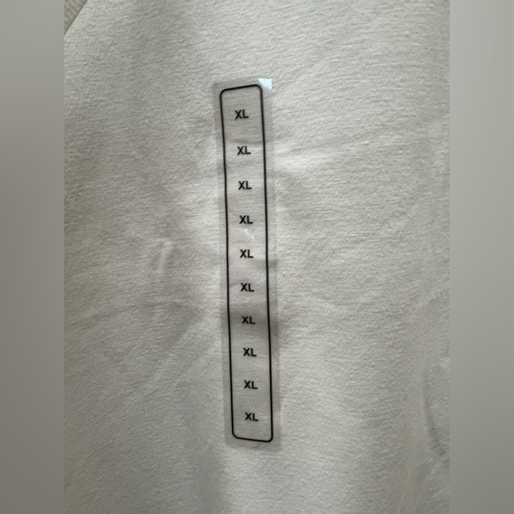 Calia - XL - New With Tags - Women's White and Black Trim Rib Crop Tank - Picture 2 of 9